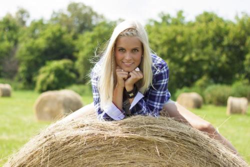 Fotografii vložila modelka na portál České Modelky ::www.ceskemodelky.cz::