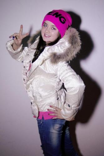 Фотография была вставлена моделью на портале чешской модели с.р.о.