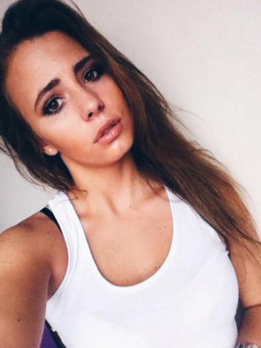 Fotografii vložila modelka na portál České Modelky ::www.ceskemodelky.cz::