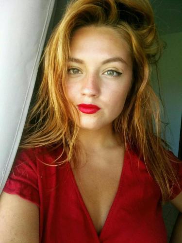 Фотография была вставлена моделью на портале чешской модели с.р.о.