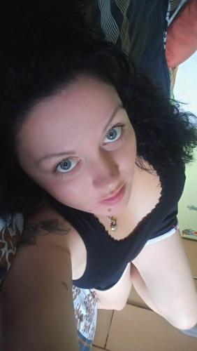 A fényképet a modell helyezte be a cseh Modelky s.r.o portáljára.