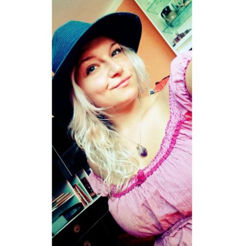 Das Foto wurde vom Model auf dem Portal des tschechischen Modelsky s.r.o.