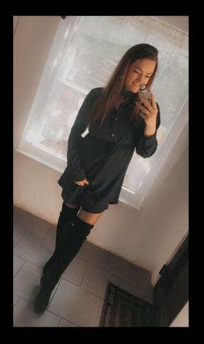 Fotografiu vložila modelka na portál spoločnosti Slovenskej Modelky s.r.o.