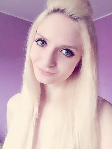 Фотография была вставлена моделью на портале чешской модели с.р.о.