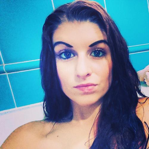 A fényképet a modell helyezte be a cseh Modelky s.r.o portáljára.