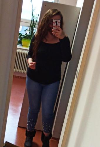 The photo was inserted by the model on the portal of the Czech Modelky s.r.o.