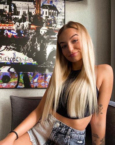 Fotografiu vložila modelka na portál spoločnosti Slovenskej Modelky s.r.o.