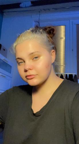 Billedet blev indsat af modellen på portalen til den tjekkiske Modelky s.r.o.