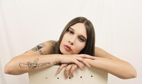 Фотография была вставлена моделью на портале чешской модели с.р.о.