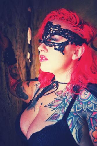 Фотография была вставлена моделью на портале чешской модели с.р.о.