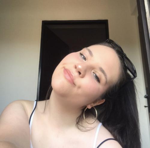 A fényképet a modell helyezte be a cseh Modelky s.r.o portáljára.