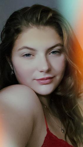 A fényképet a modell helyezte be a cseh Modelky s.r.o portáljára.