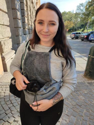 Фотография была вставлена моделью на портале чешской модели с.р.о.