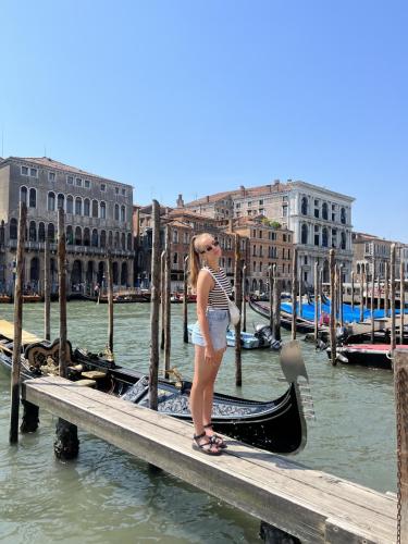 Billedet blev indsat af modellen på portalen til den tjekkiske Modelky s.r.o.