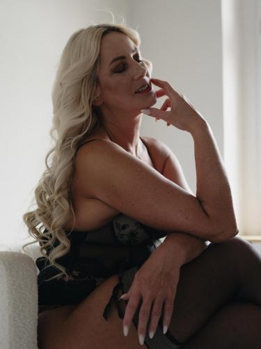 The photo was inserted by the model on the portal of the Czech Modelky s.r.o.