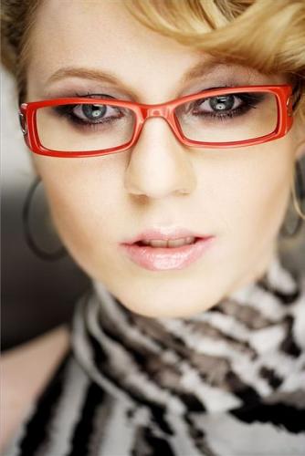 Фотография была вставлена моделью на портале чешской модели с.р.о.