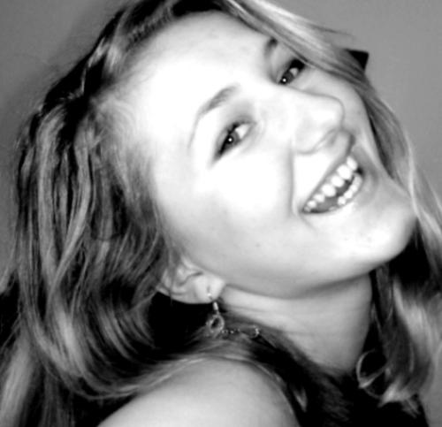 Das Foto wurde vom Model auf dem Portal des tschechischen Modelsky s.r.o.