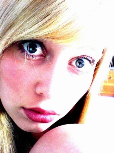 Фотография была вставлена моделью на портале чешской модели с.р.о.