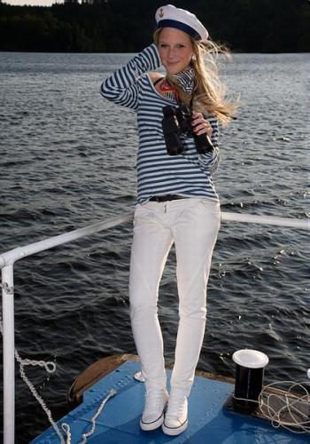 Фотография была вставлена моделью на портале чешской модели с.р.о.