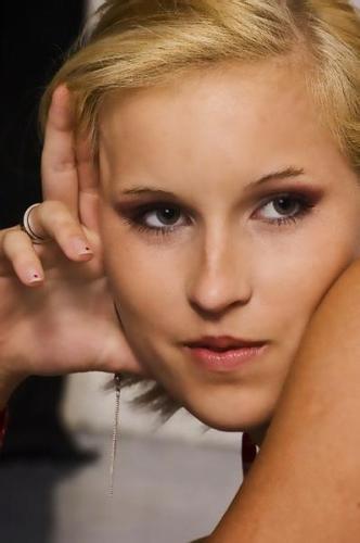 Billedet blev indsat af modellen på portalen til den tjekkiske Modelky s.r.o.