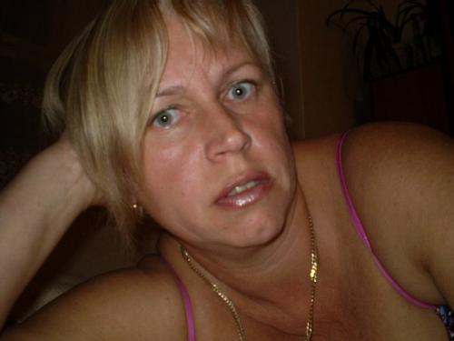 Фотография была вставлена моделью на портале чешской модели с.р.о.